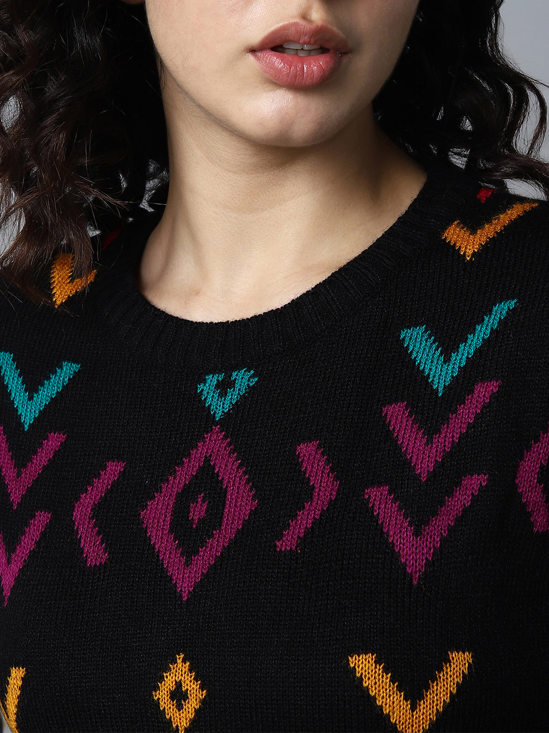 Geometric Printed Pullover Sweater