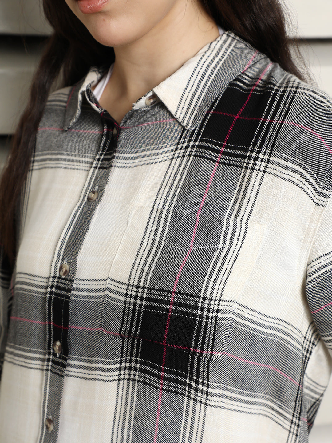 Classic Tartan Checks Spread Collar Cotton Oversized Casual Shirt