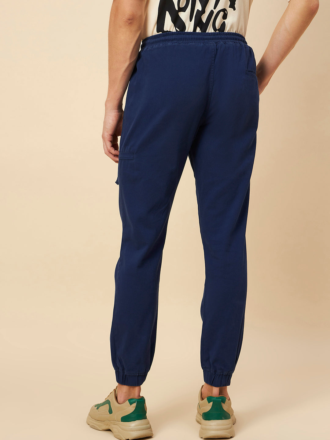 Men Mid Rise Woven Joggers