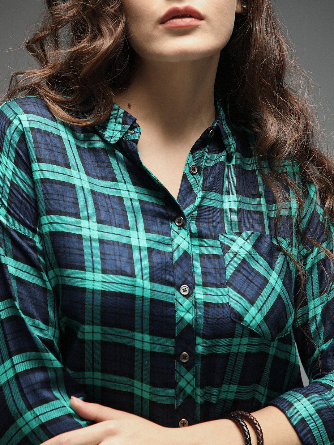 Standard Tartan Checks Spread Collar Long Sleeves Cotton Casual Shirt