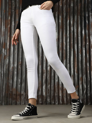 Women Solid Regular Fit High-rise Jeans