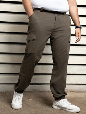 Plus Size Men Cotton Cargos Solid Straight Fit Mid-Rise Trouser