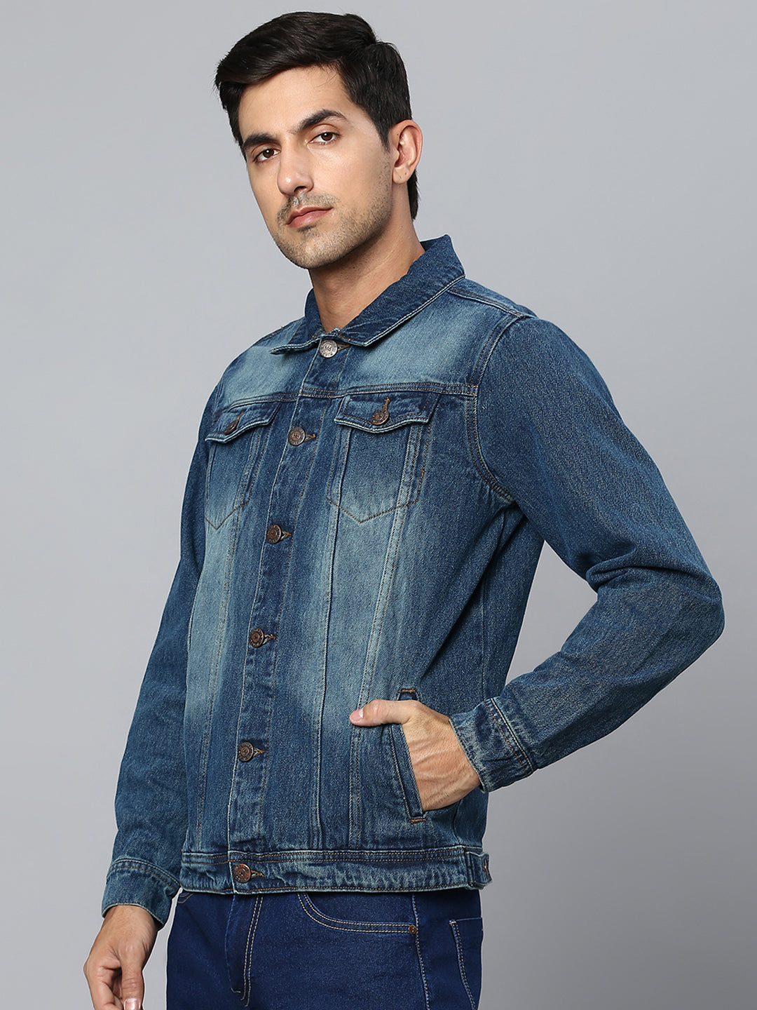 Men Regular Fit Full Sleeve Collared Denim Jacket