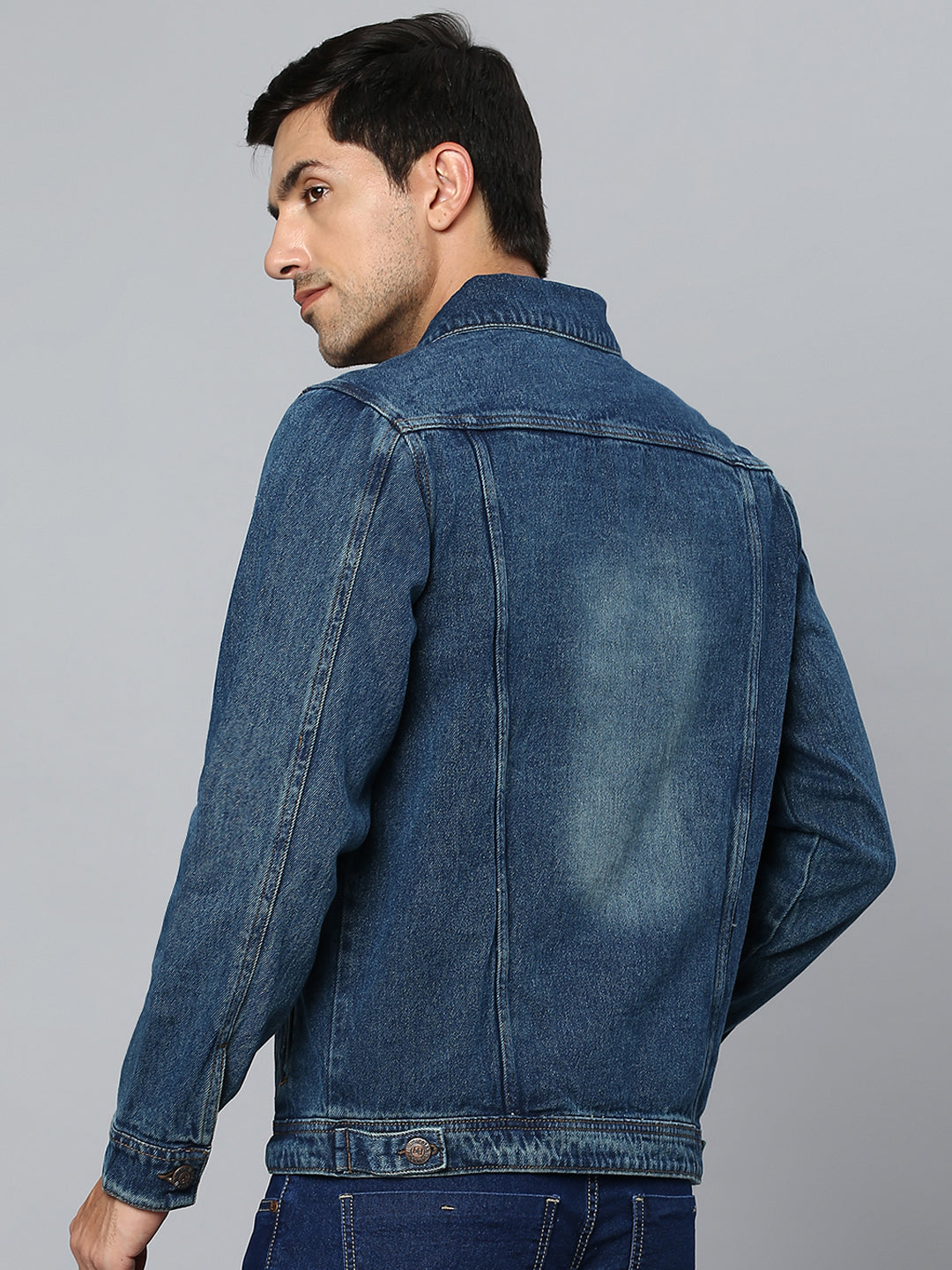 Men Regular Fit Full Sleeve Collared Denim Jacket