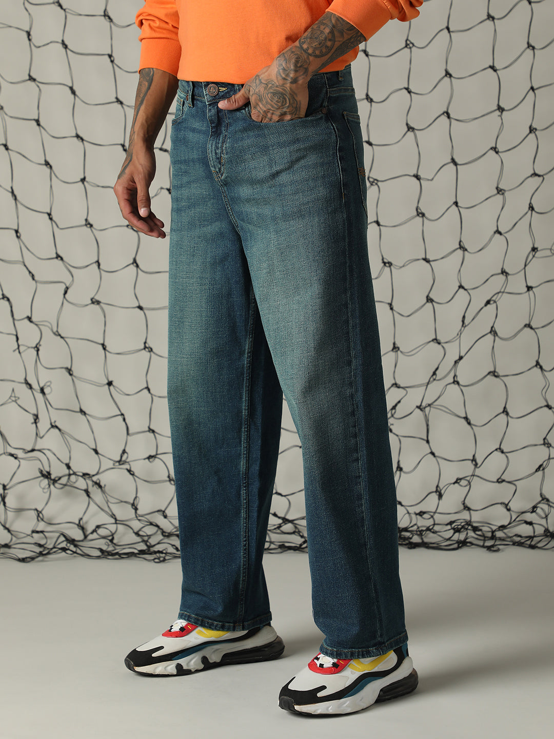 Hubberholme Men Baggy Light Fade Jeans