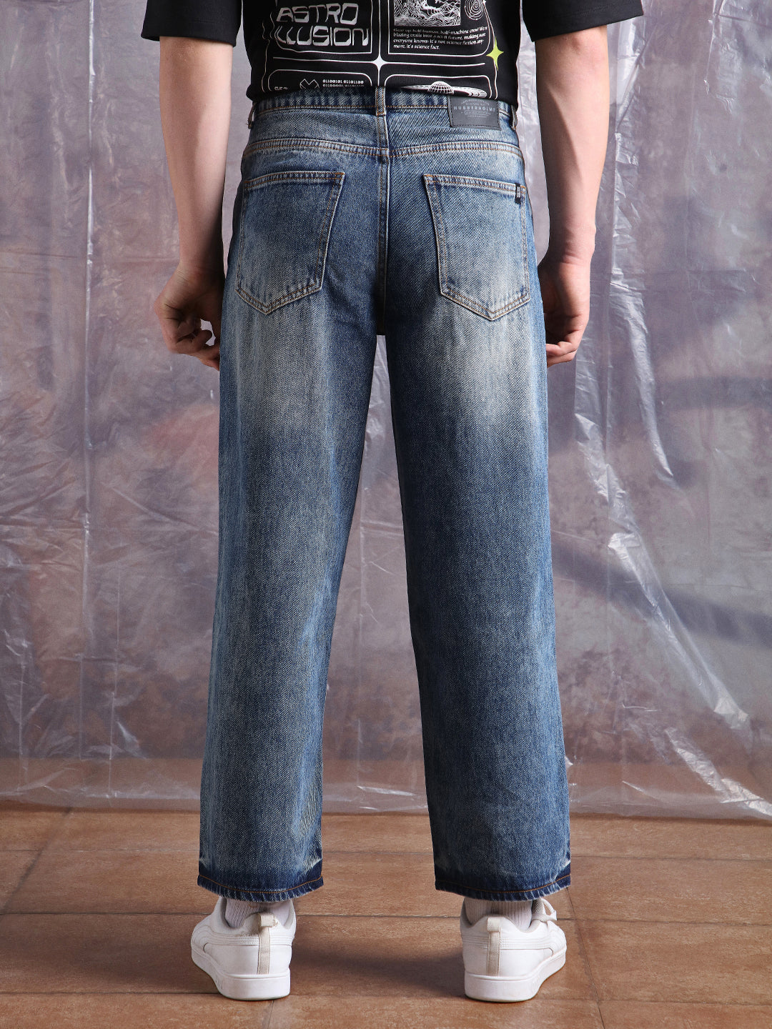 Hubberholme Men Washed Loose fit   Jeans