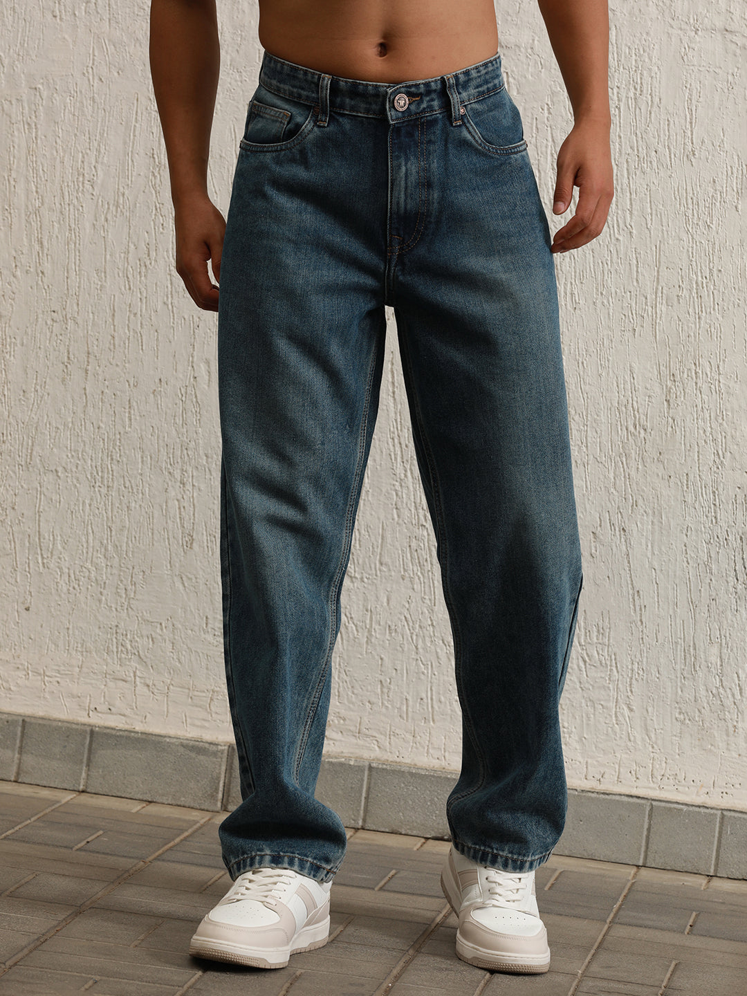 Hubberholme Men Cotton Relaxed Fit Jeans