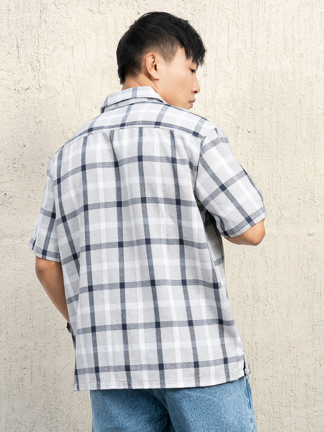 Hubberholme Men Standard Spread Collar Checked Cotton Oversized Casual Shirt