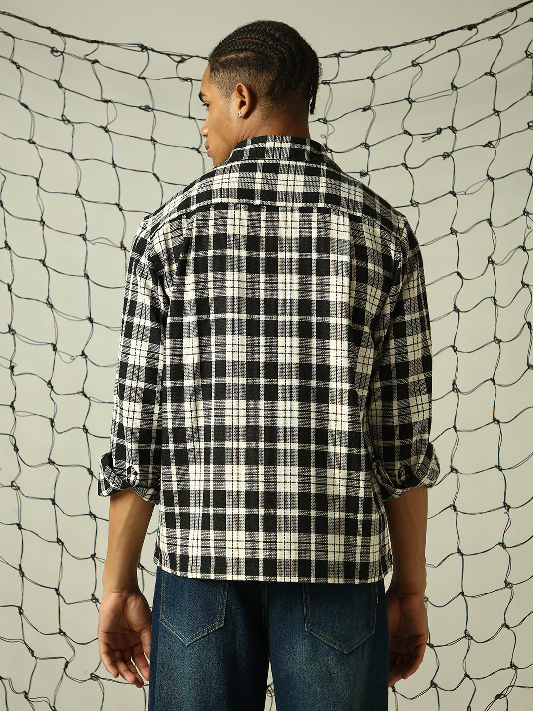 Hubberholme Men Classic Tartan Checked Double Pockets Textured Oversized Casual Shirt