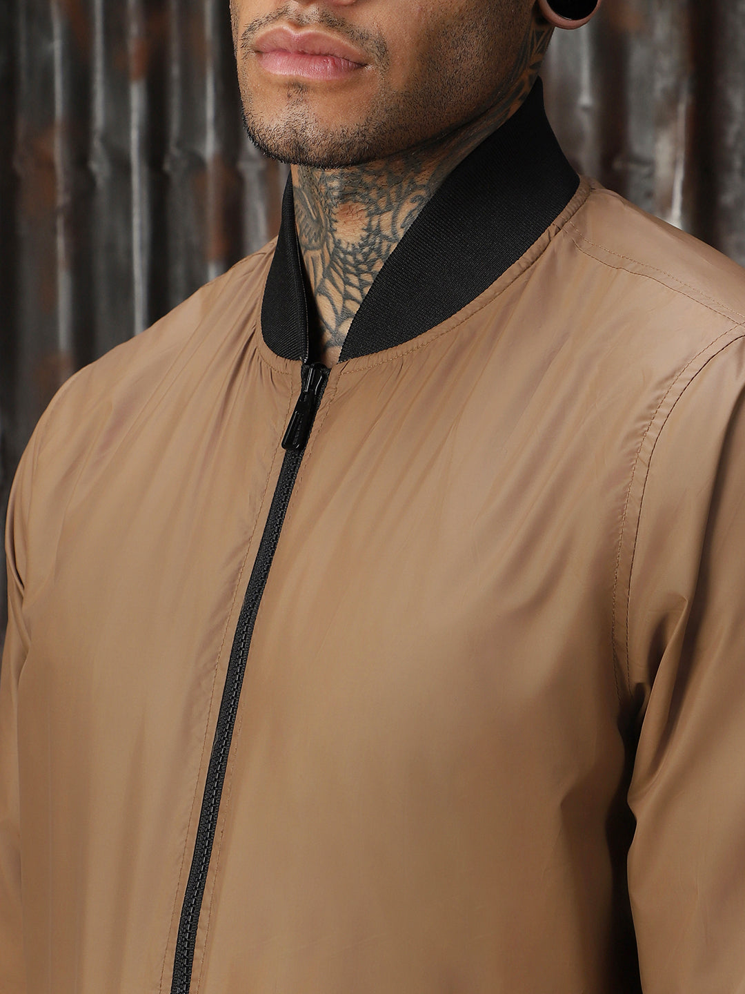 Men Solid Polyster Relaxed Fit  Collar Long Sleeve Jackets