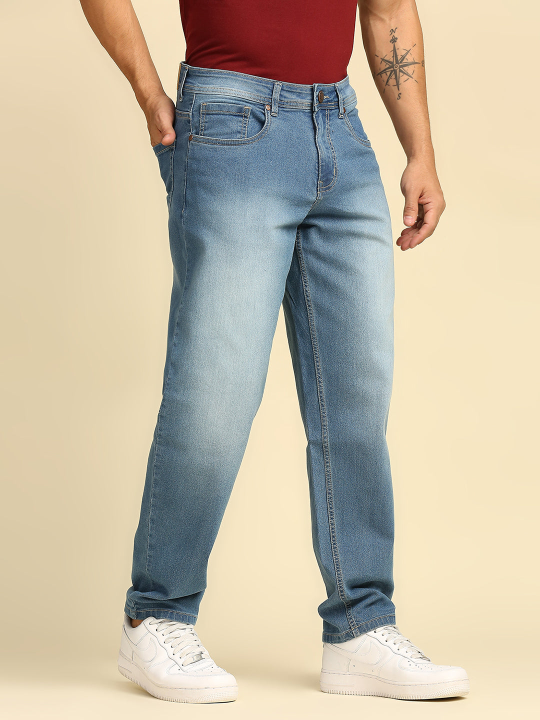 Men Blue Relaxed Tapered Fit Heavy Fade Jeans