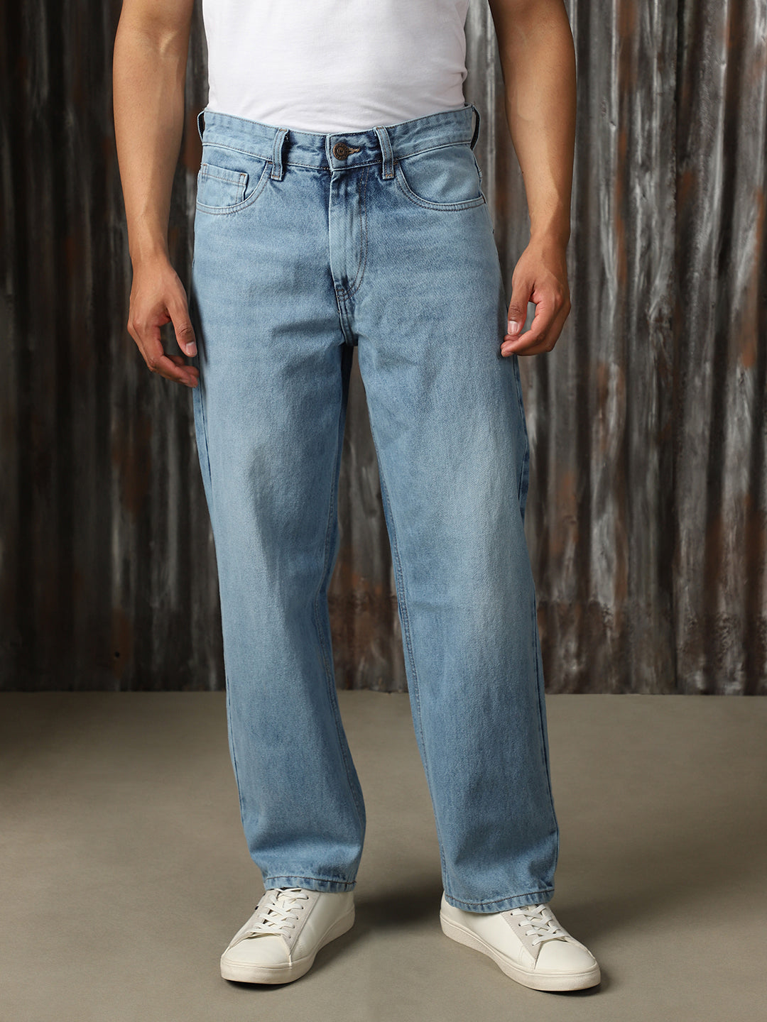 Men Washed Cotton Flared Fit Mid- Rise   Jeans