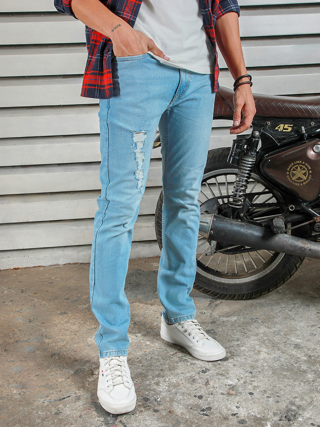 Men Straight Tappered Fit Heavy Fade Mild distress Cotton Jeans