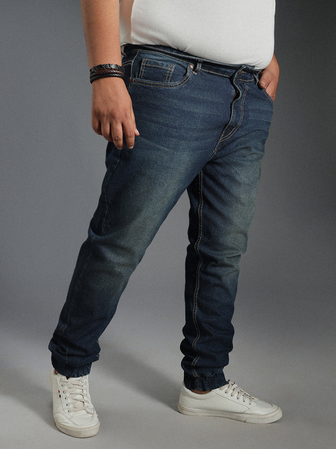 Men Plus Size Tapered Fit Pure Cotton Light Fade Jeans