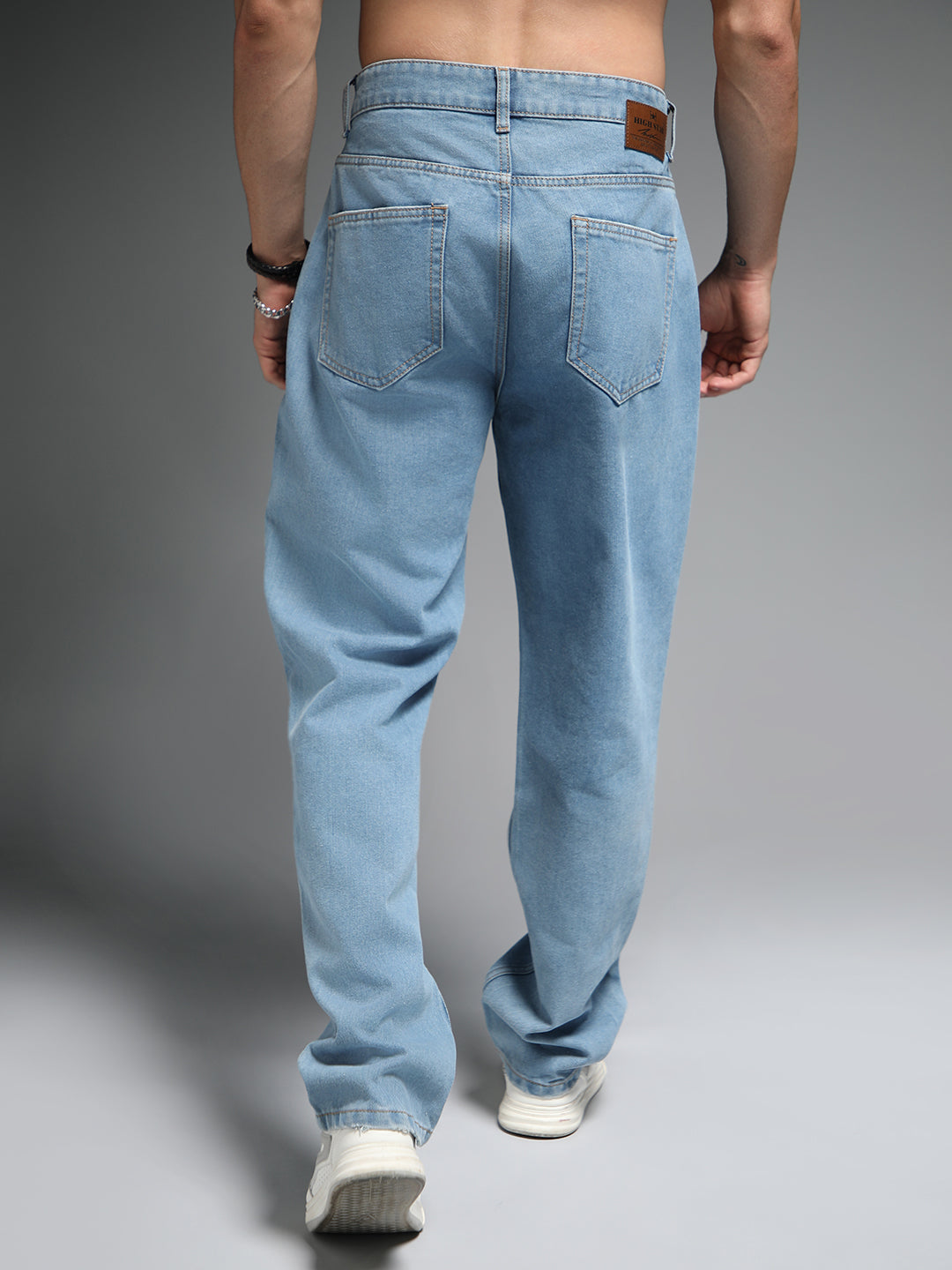 Men 90s Straight Fit Mid-Rise Clean Look Cotton Jeans