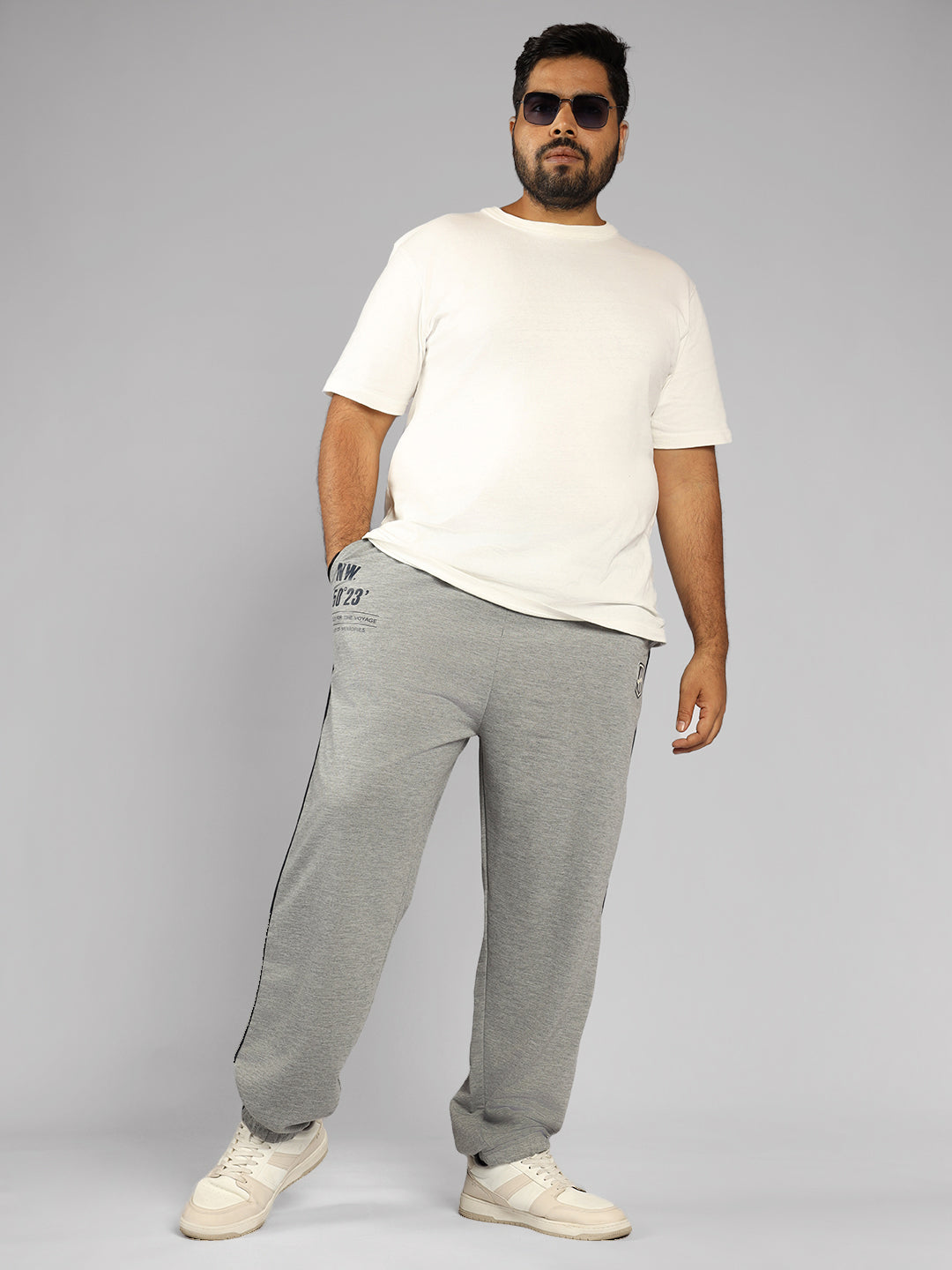 Men Plus Size Regular Fit Stretchable Joggers Trackpants