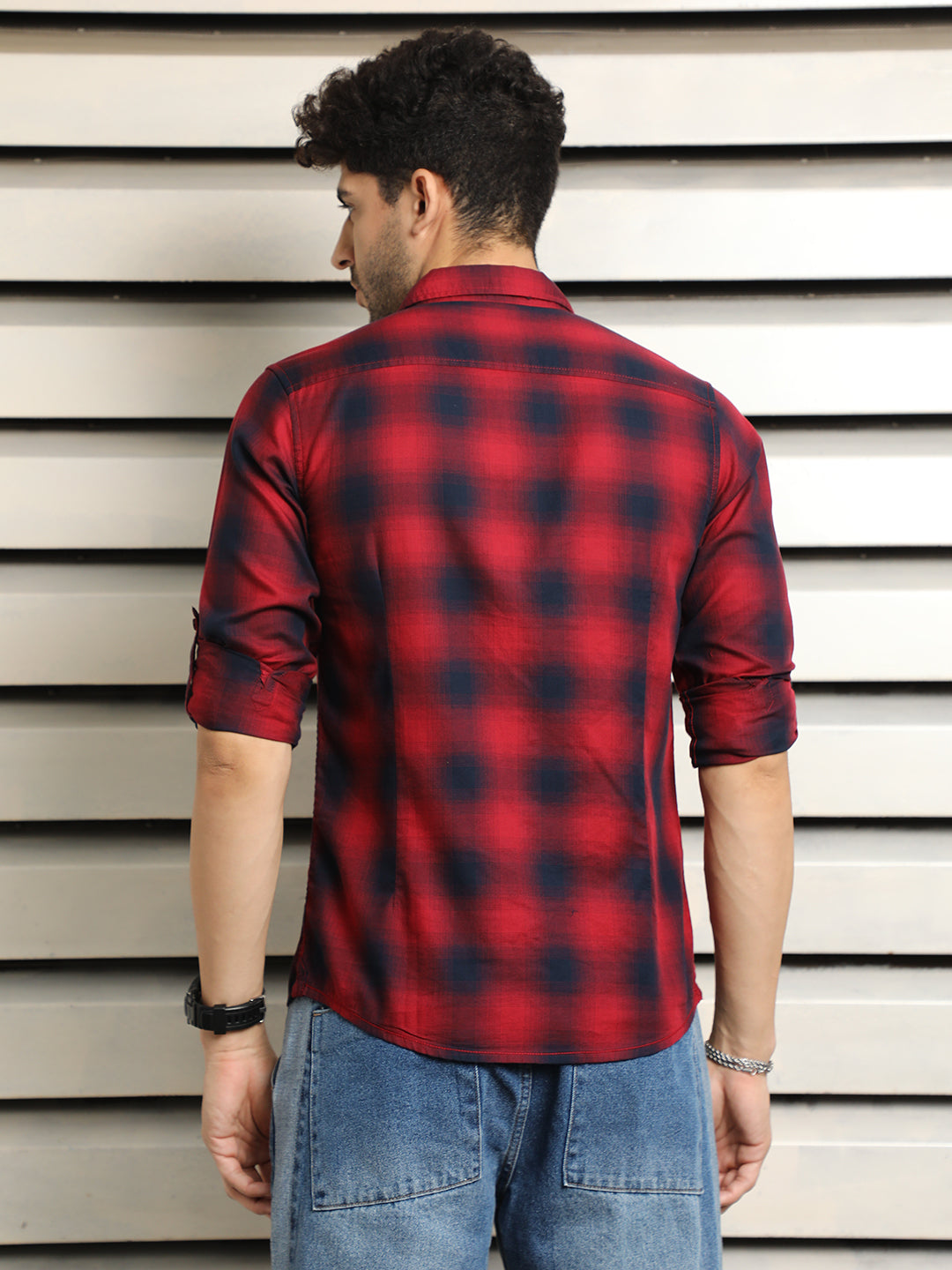 Men Regular Fit Opaque Checked Casual Shirt