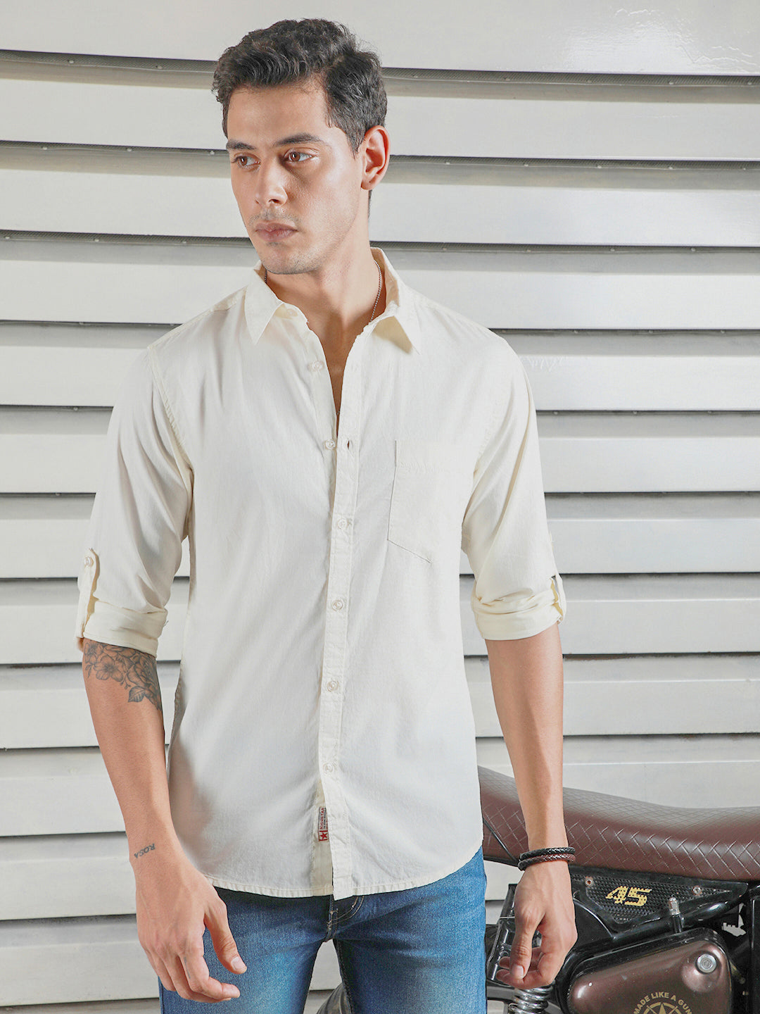 Classic Spread Collar Roll-Up Sleeves Cotton Casual Shirt