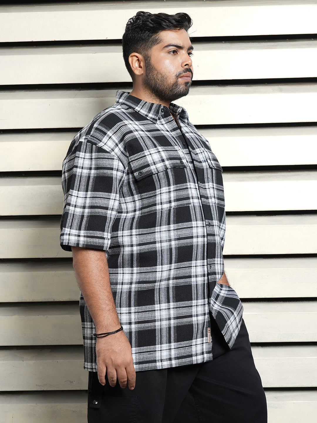 Plus Size Men Cotton Spread Collar Short Sleeves Relaxed Fit Casual Shirt