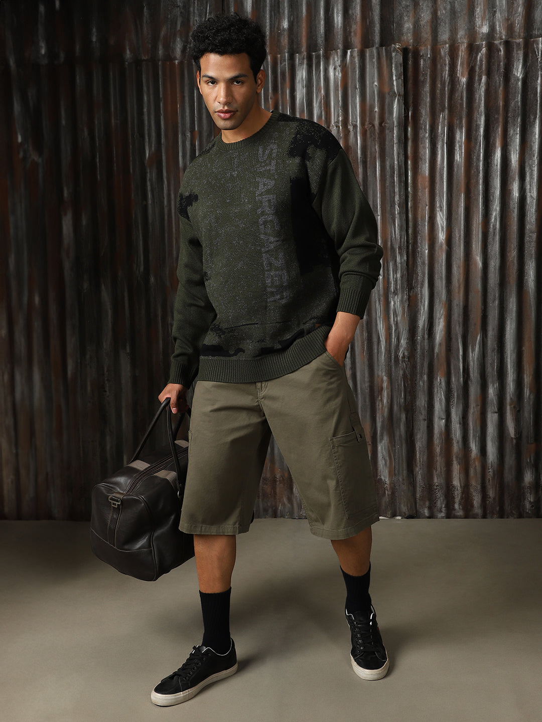 Men Knitted Acrylic Relaxed Fit  Round neck Long Sleeve Sweaters