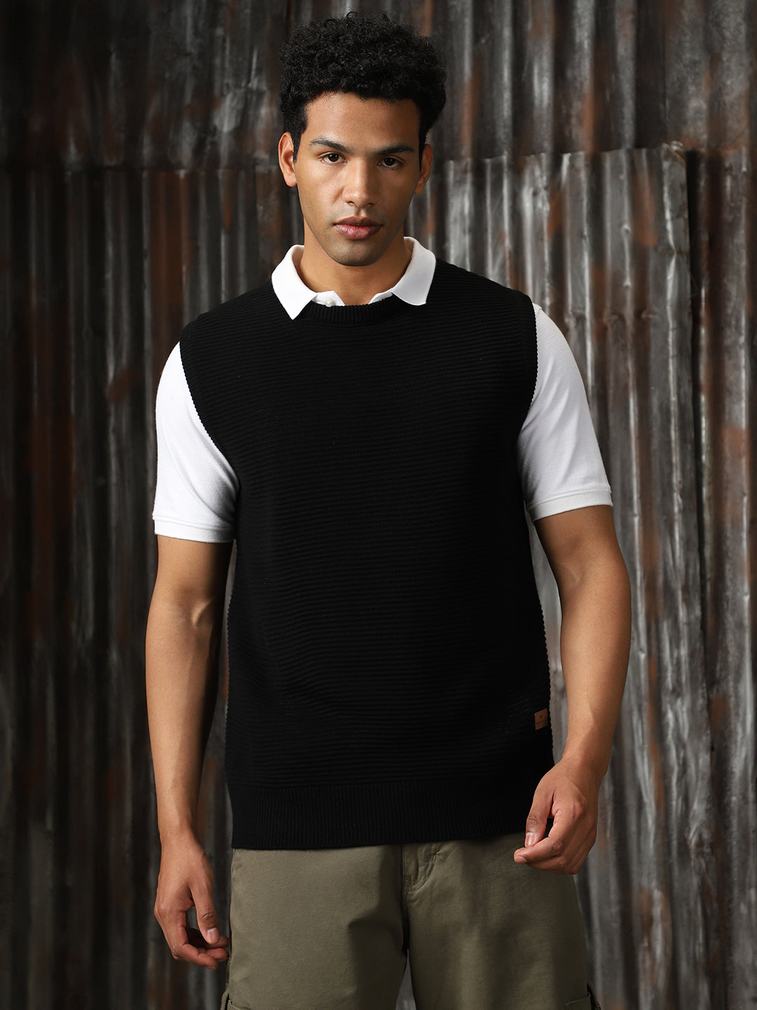 Men Knitted Acrylic Relaxed Fit  Round neck Sleeveless Sweaters