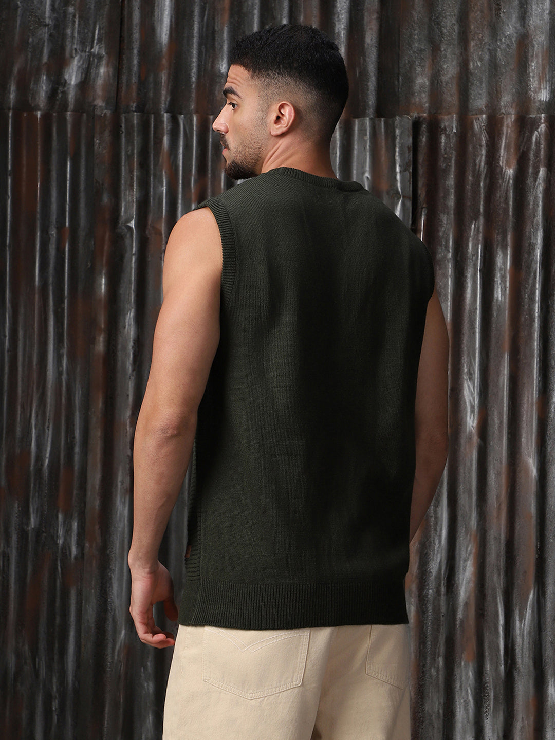 High Star Men Relaxed fit stractured sleevless vest Pullover