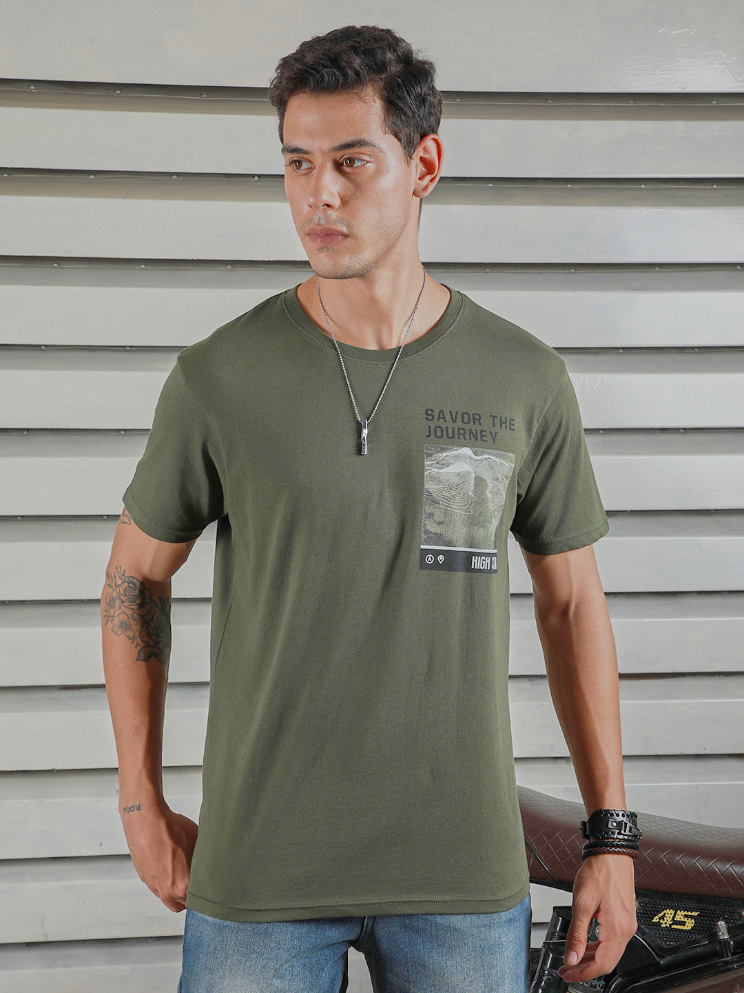 Men Striped Round Neck T-shirt