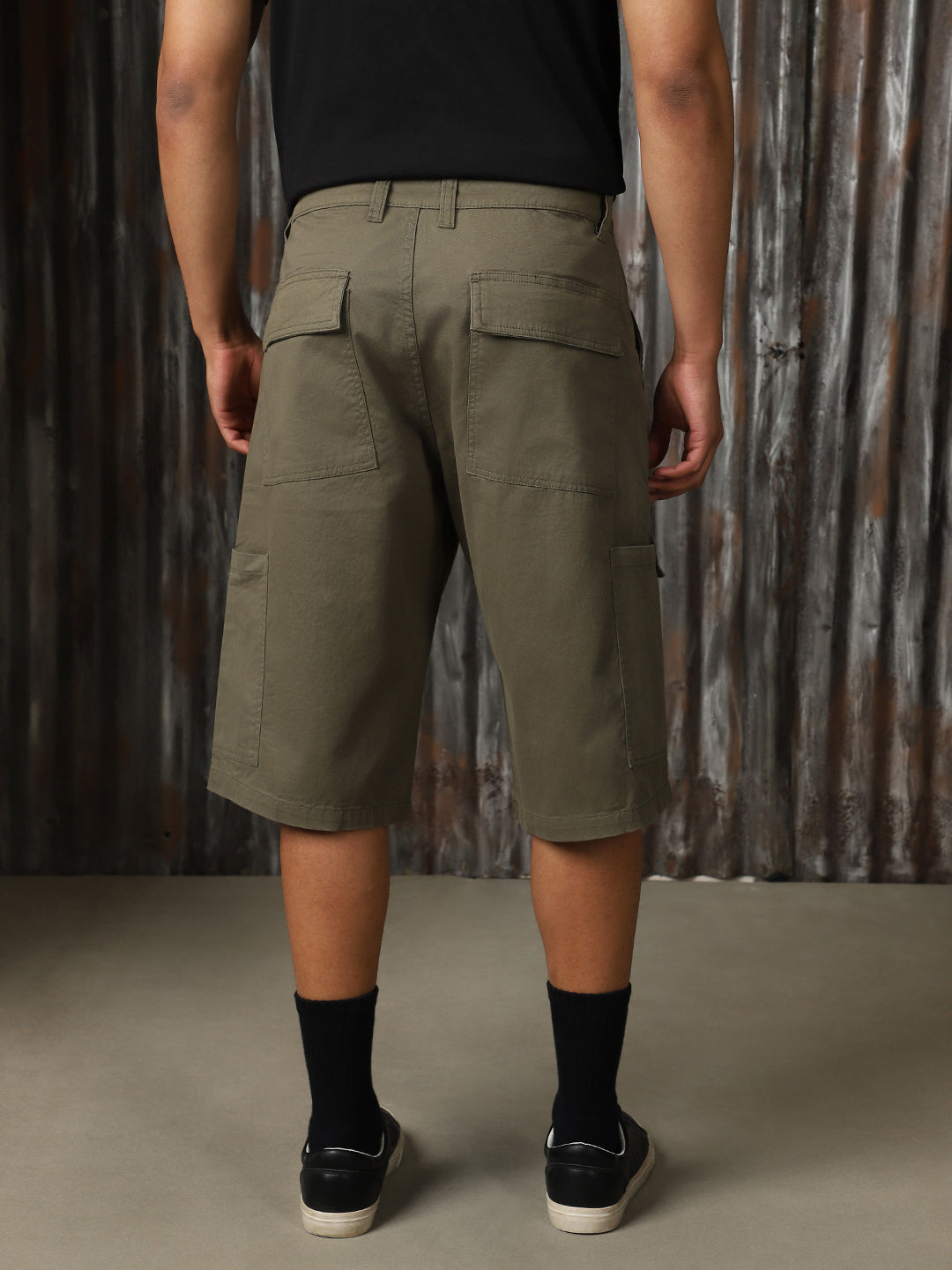 Men Solid Cotton Slim Fit Mid- Rise   Shorts