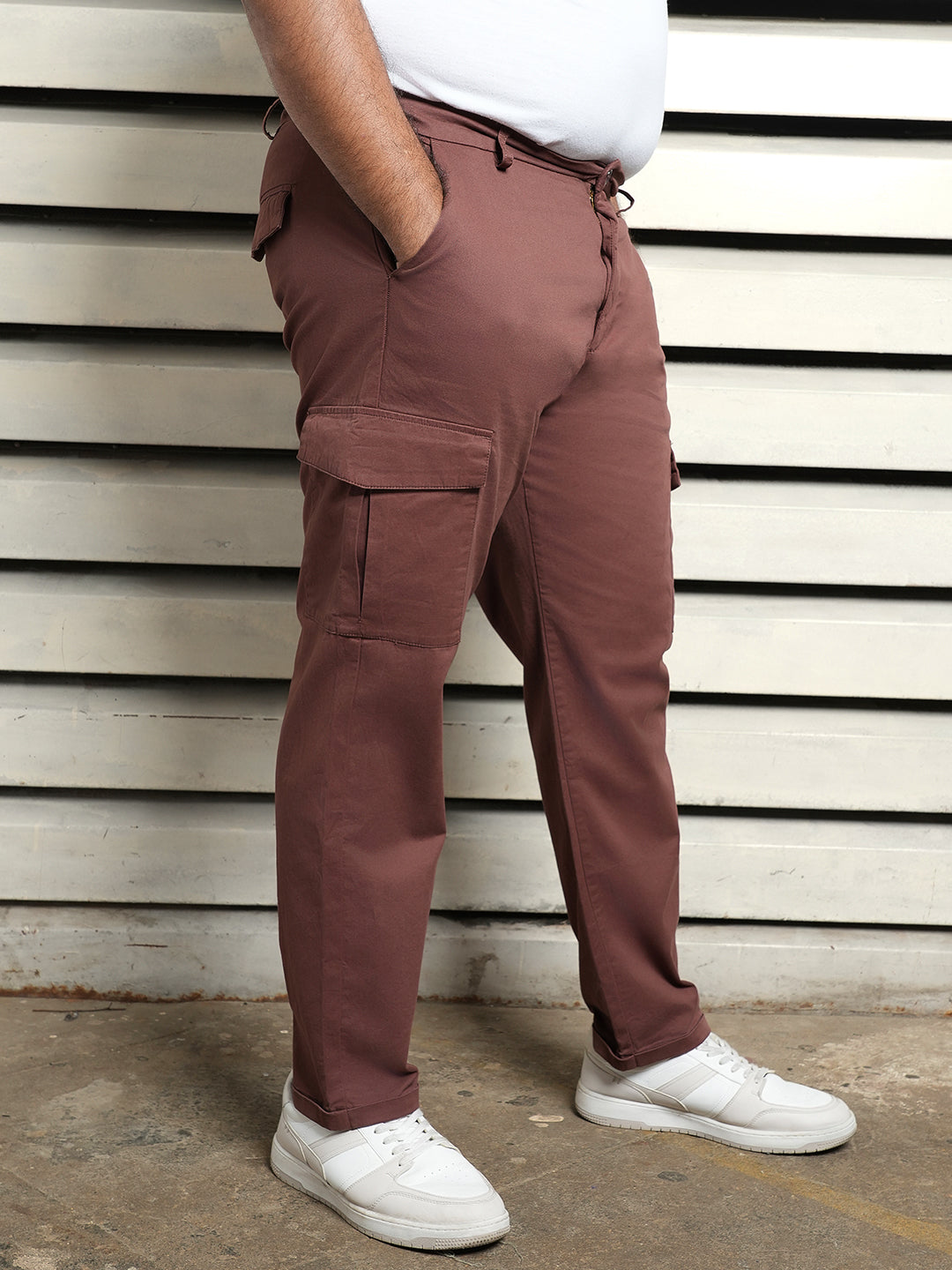 Plus Size Men Cotton Cargos Solid Slim Fit Mid-Rise Trouser