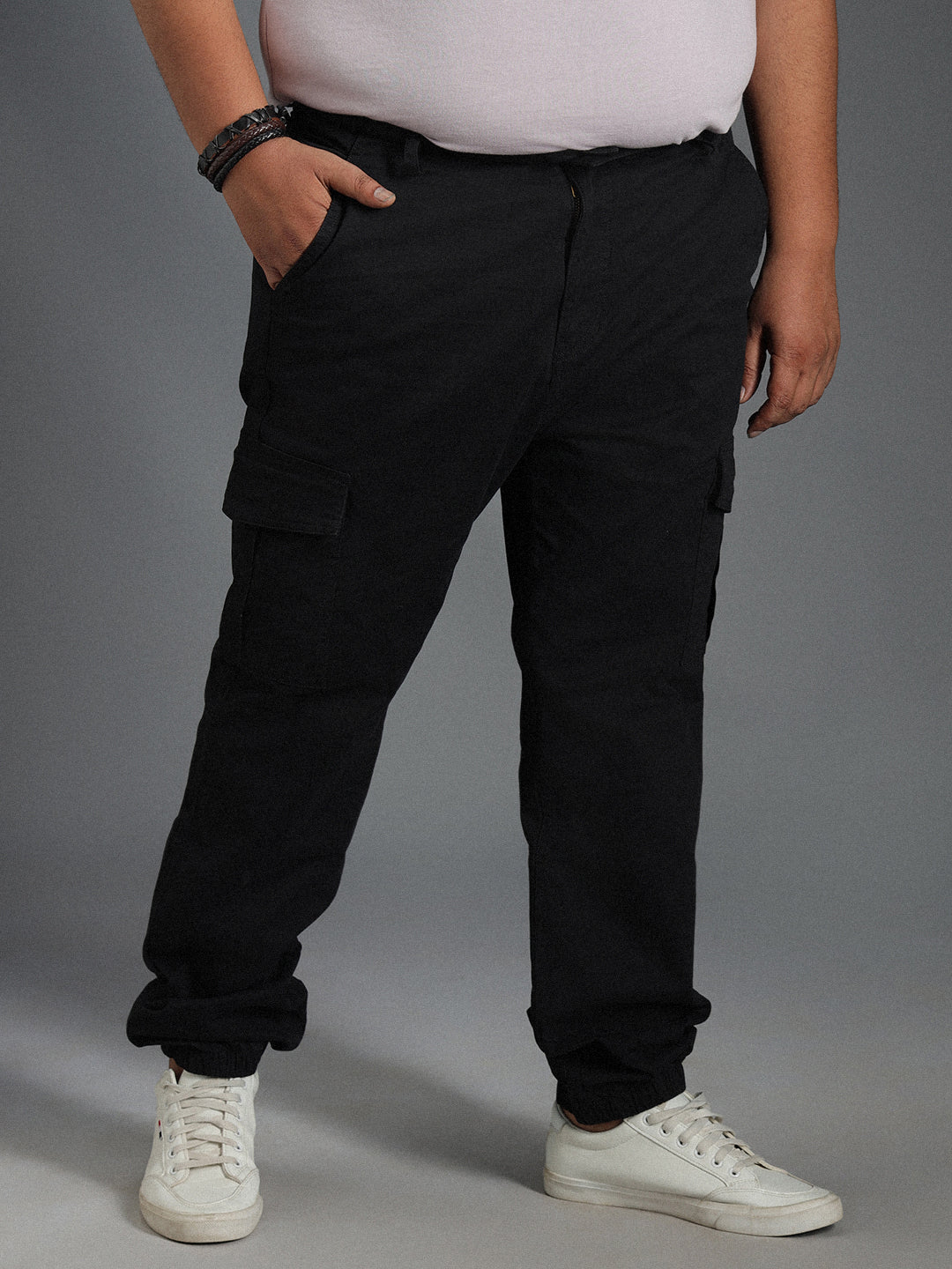 Plus Size Men Relaxed Mid-Rise Cotton Plain Straight Fit Cargos Trousers