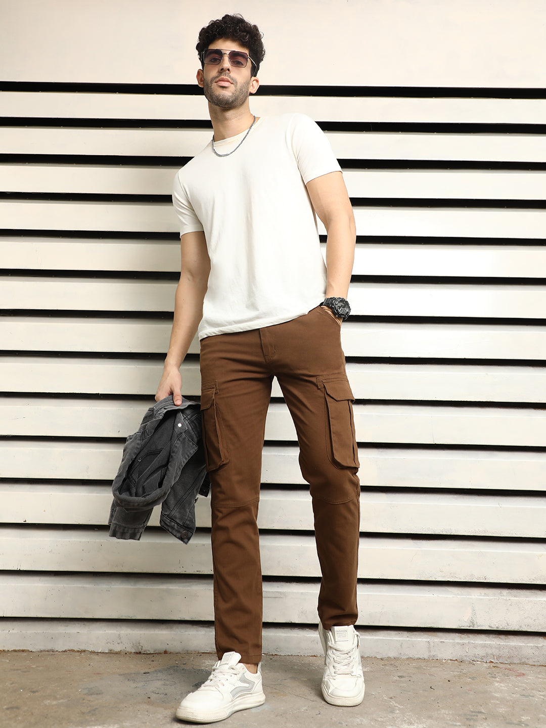 Men Mid-Rise Easy Wash Cotton Regular Trousers