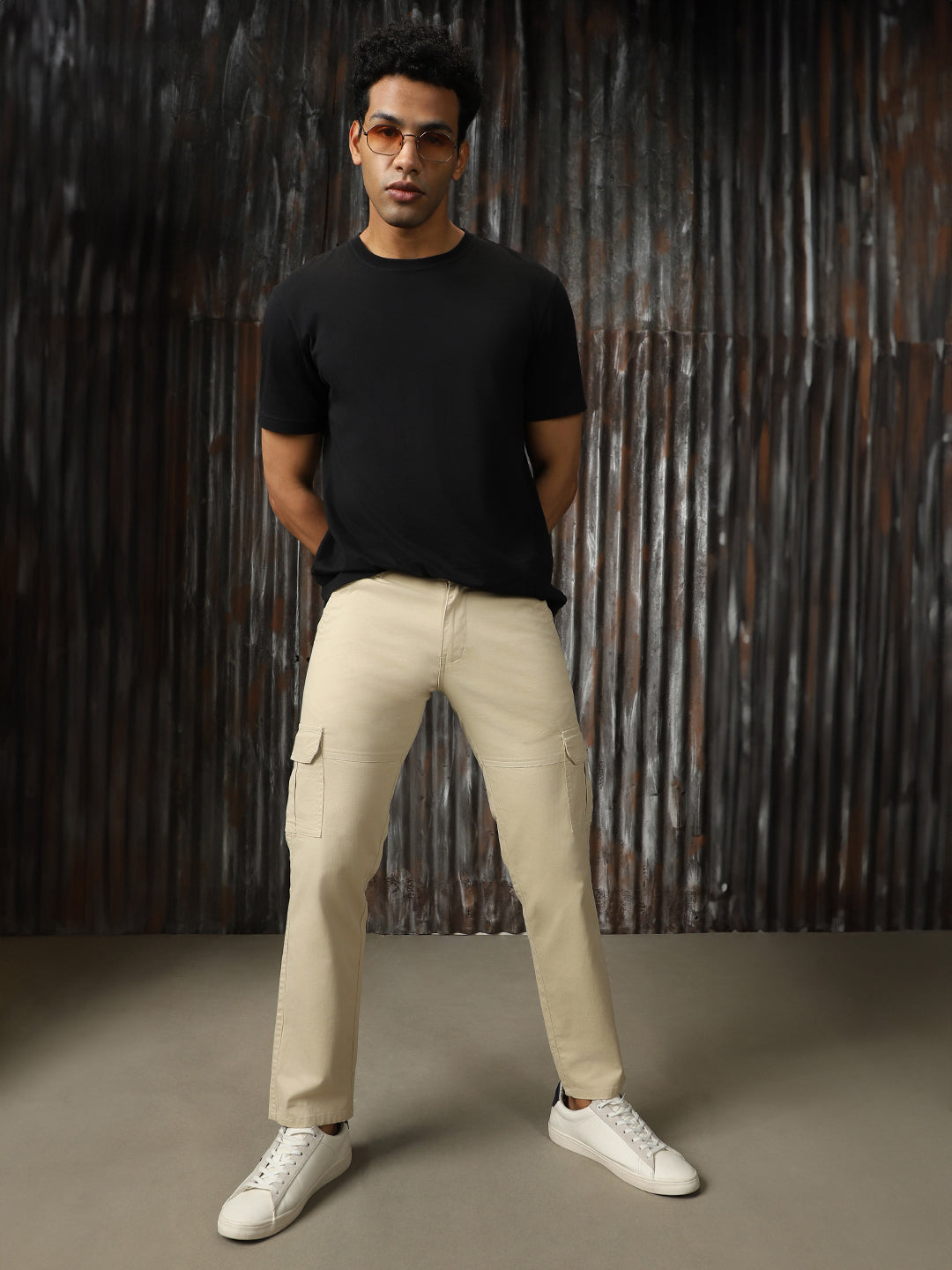 Men Solid Cotton Relaxed Fit Mid-rise   Trouser