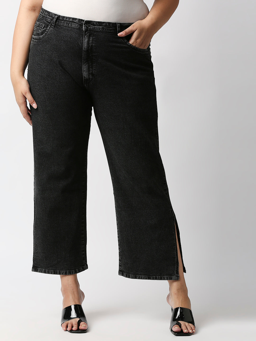 Women Plus Size Black Wide Leg High-Rise Stretchable Jeans