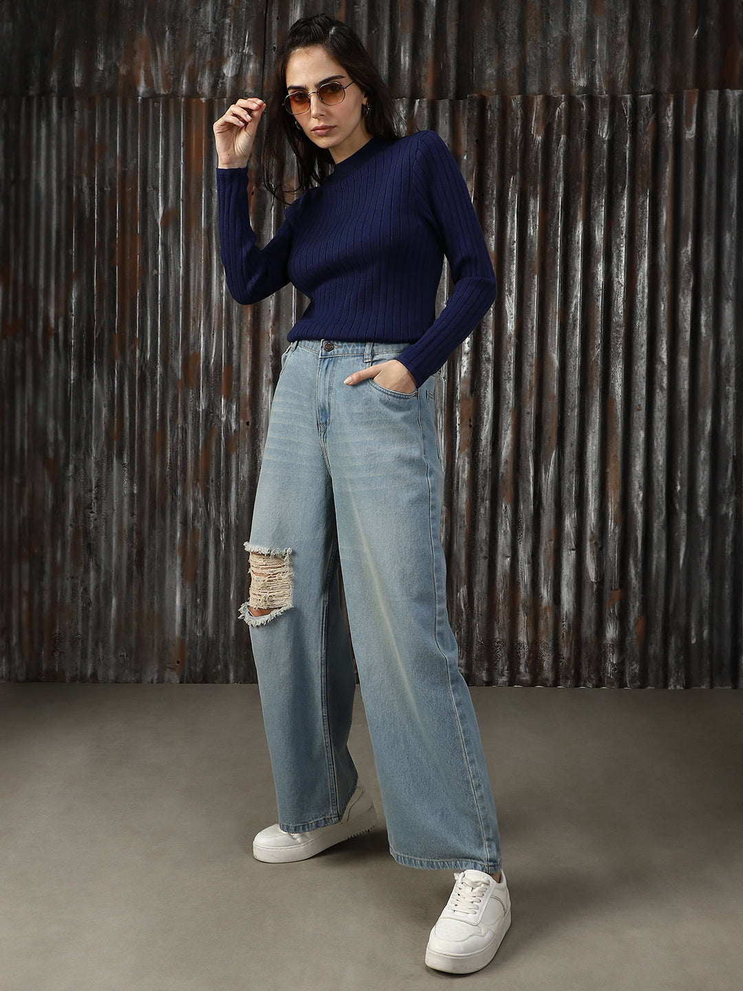 Women Washed Loose Fit High-rise Jeans