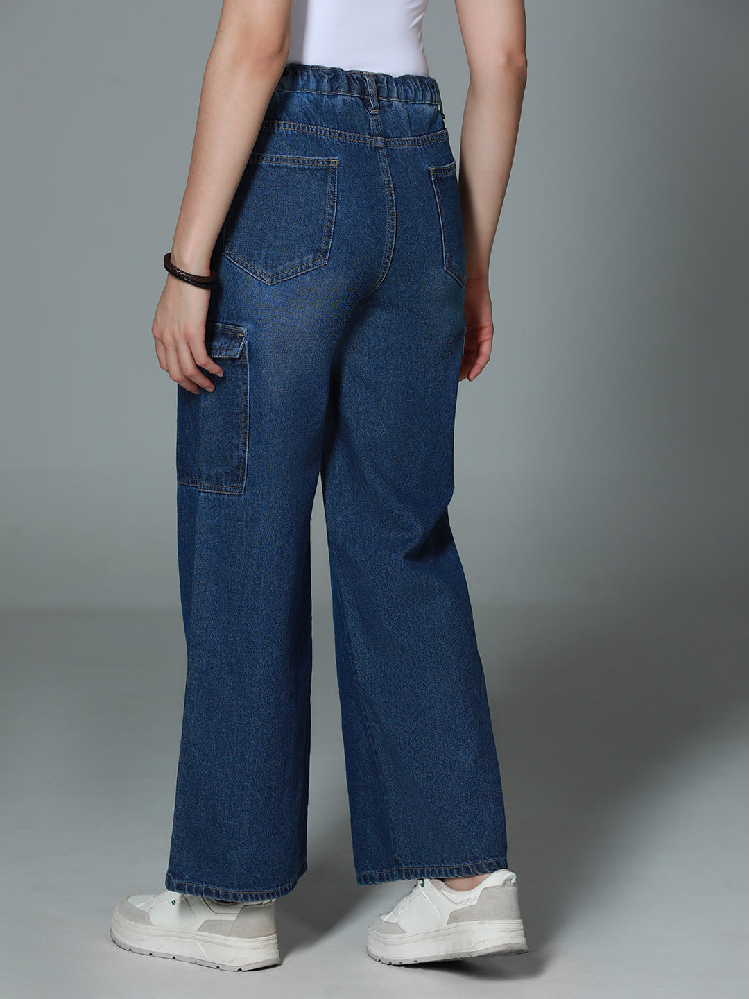 Women 90s baggy High-Rise Clean Look Light Fade Cargo Style Cotton Jeans