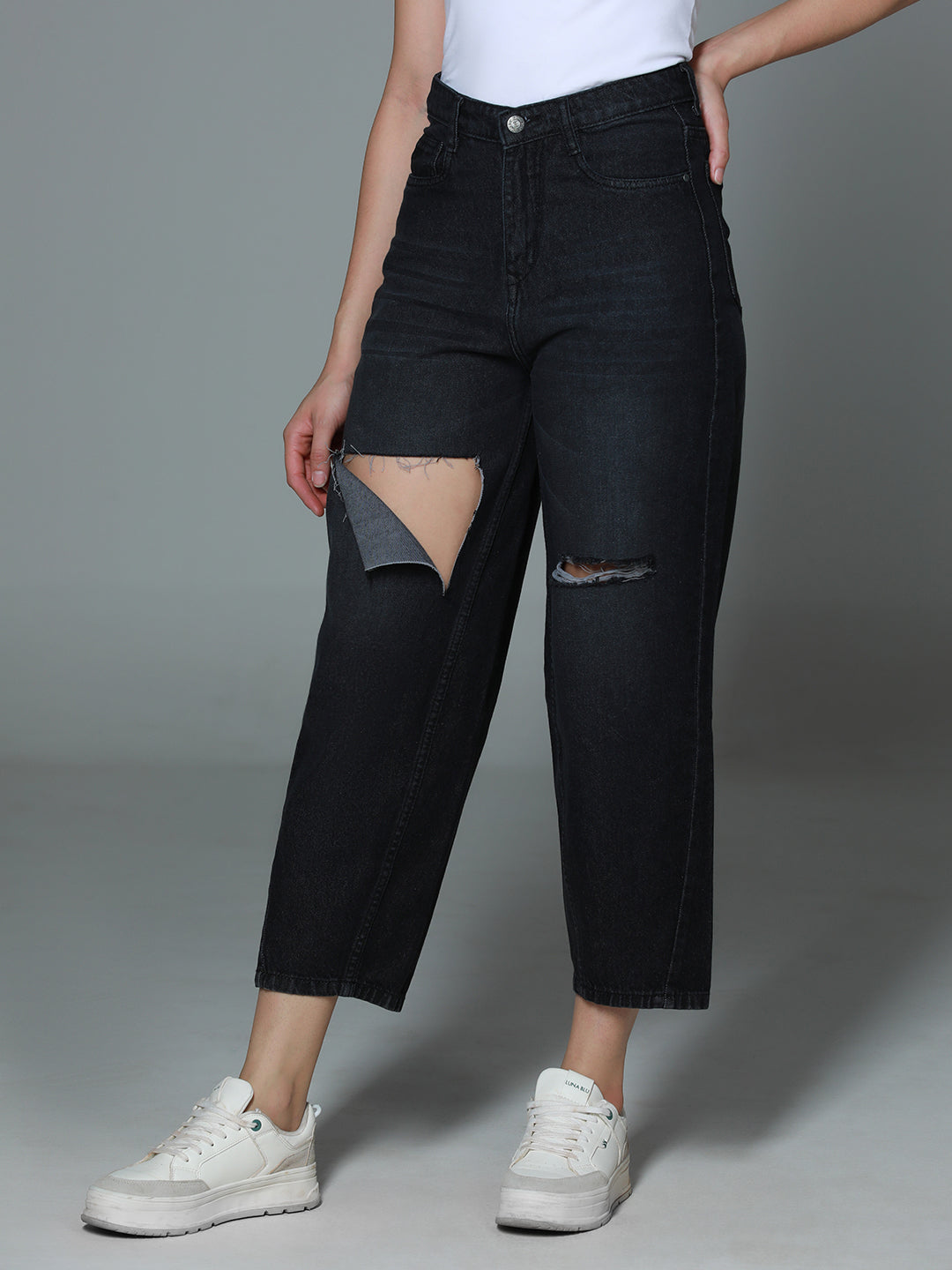 Women Slouchy Fit High-Rise Slash Knee Light Fade Cotton Jeans