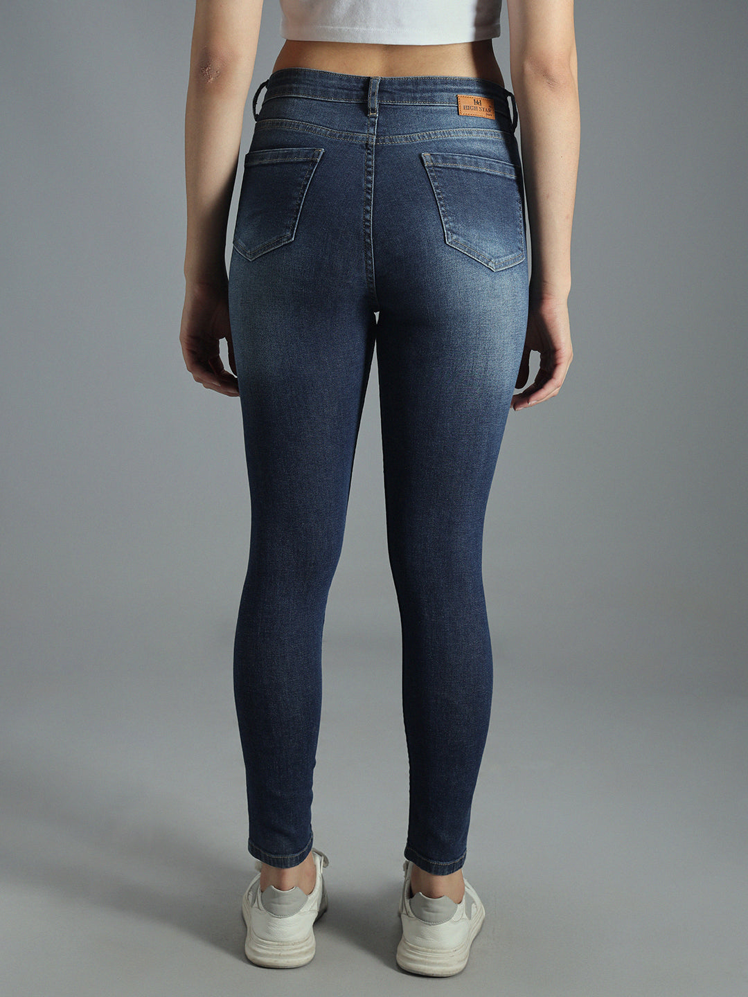 Women Skinny Fit High-Rise Clean Look Light Fade Stretchable Jeans