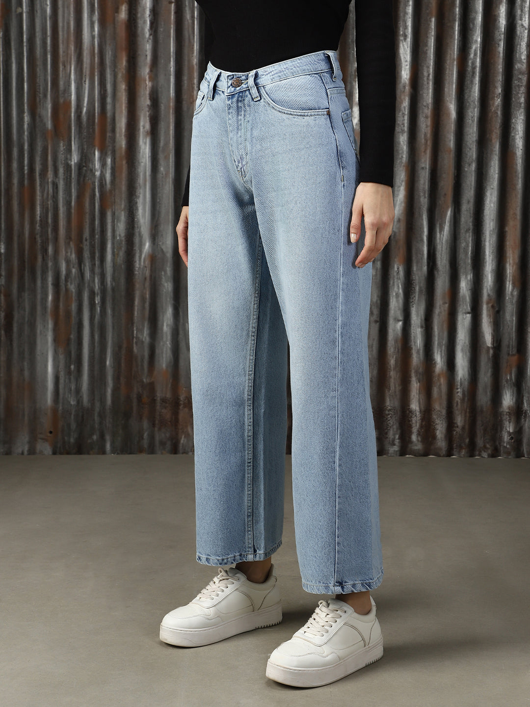 Women Washed Loose Fit High-rise Jeans