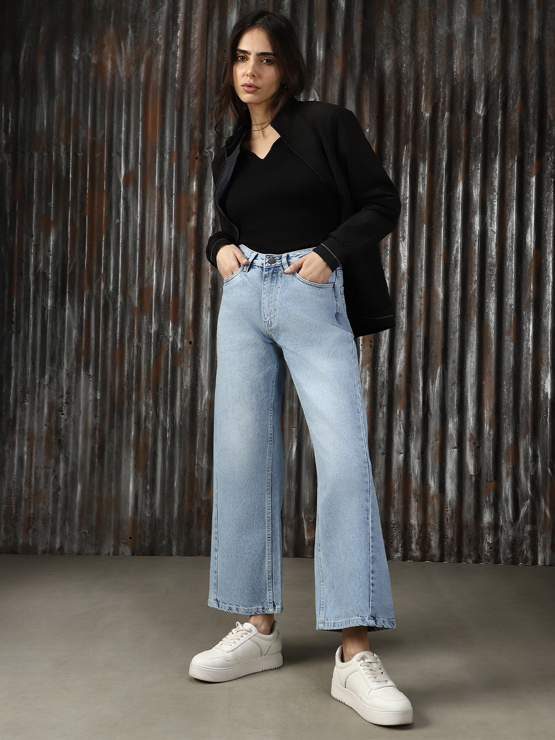 Women Washed Loose Fit High-rise Jeans