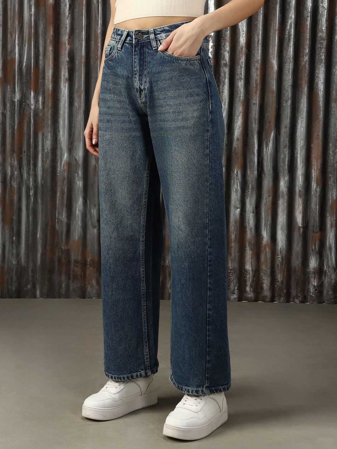 Women Washed Loose Fit High-rise Jeans