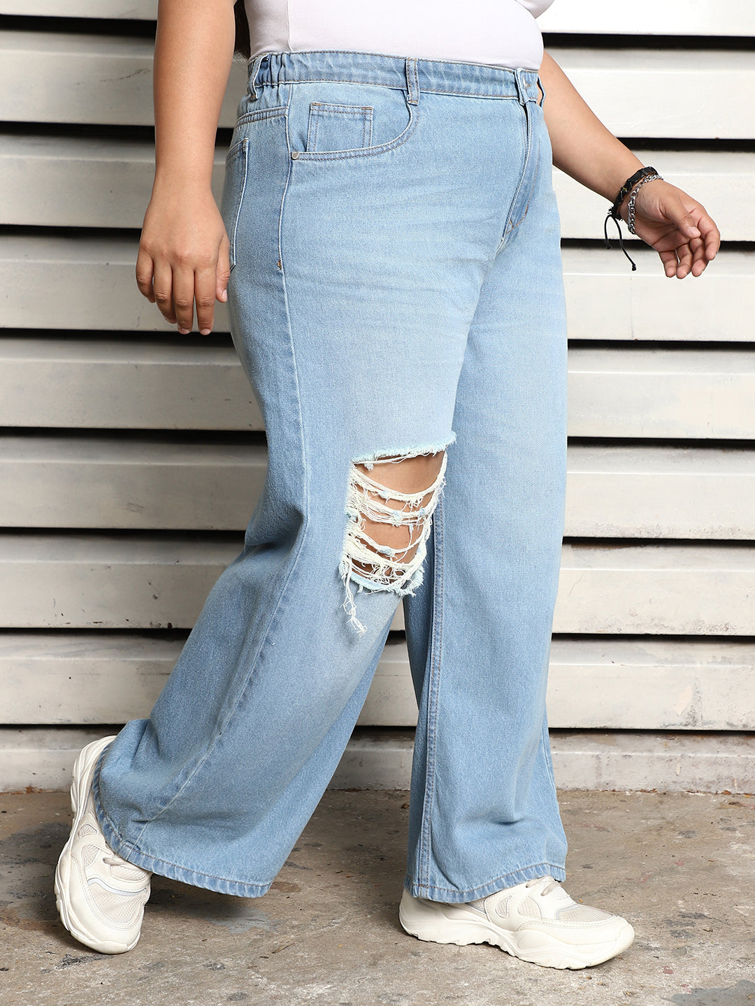 Plus Size Women 90's Baggy Highly Distressed Light Fade Cotton Jeans