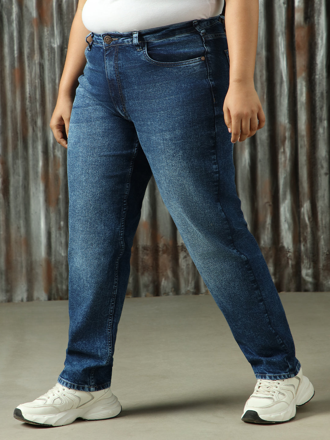 Women Washed Mom Fit High-rise Jeans