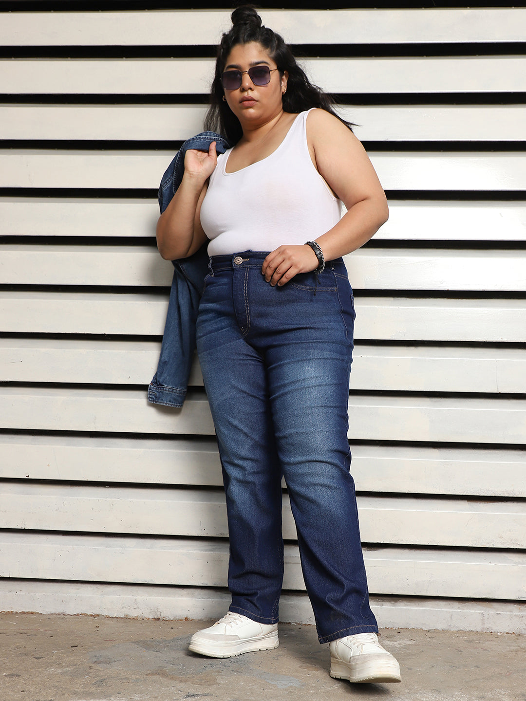 Plus Size Women Straight Fit High-Rise Light Fade Jeans