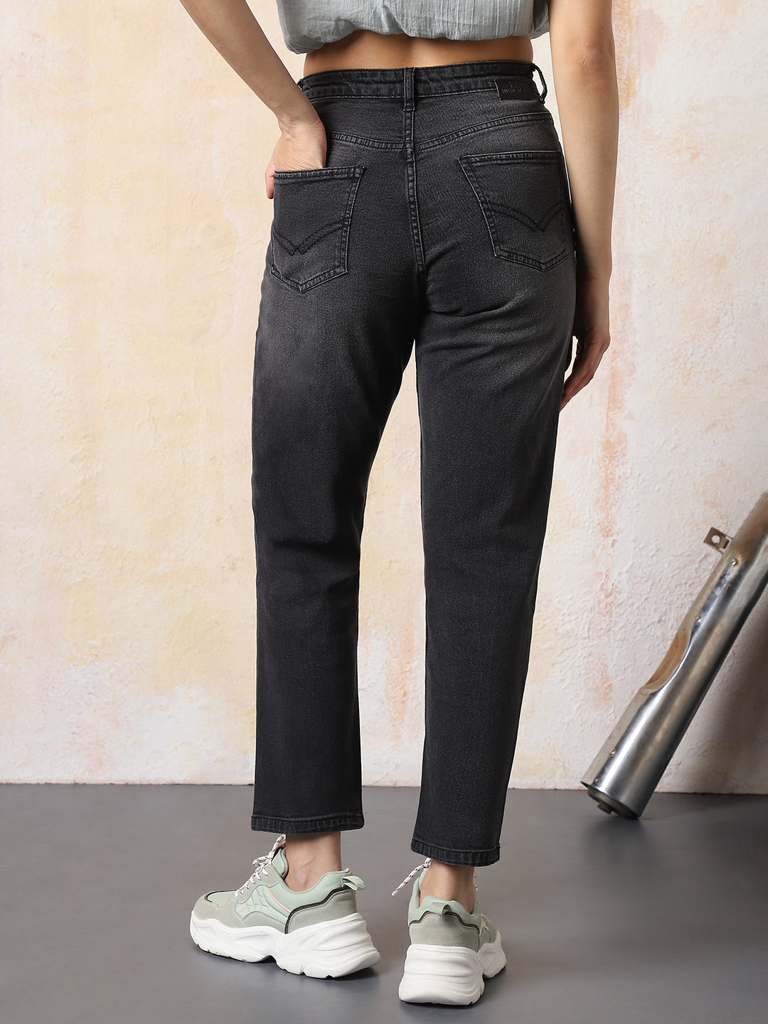 High Star Women Washed Slim Mom   Jeans