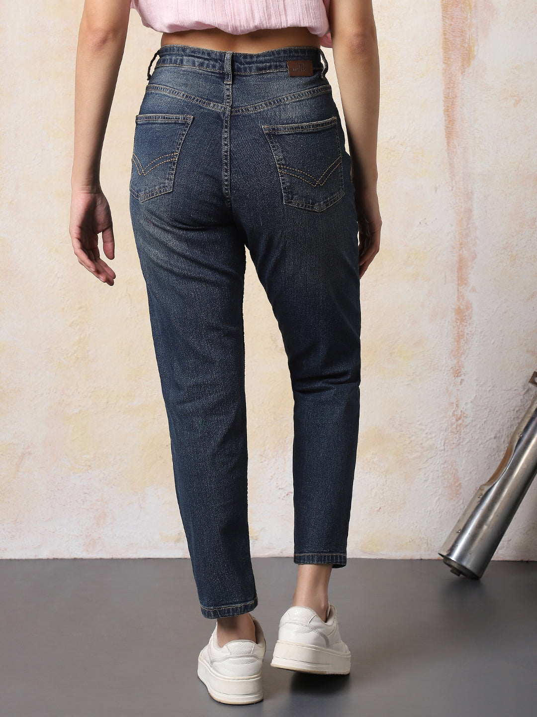 High Star Women Washed Slim Mom   Jeans