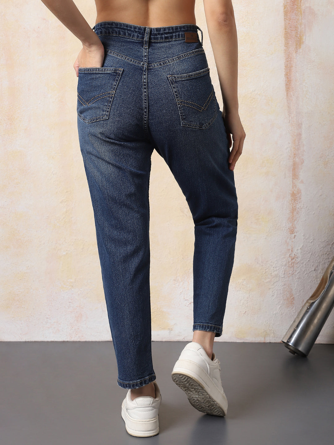 High Star Women Washed Slim Mom   Jeans