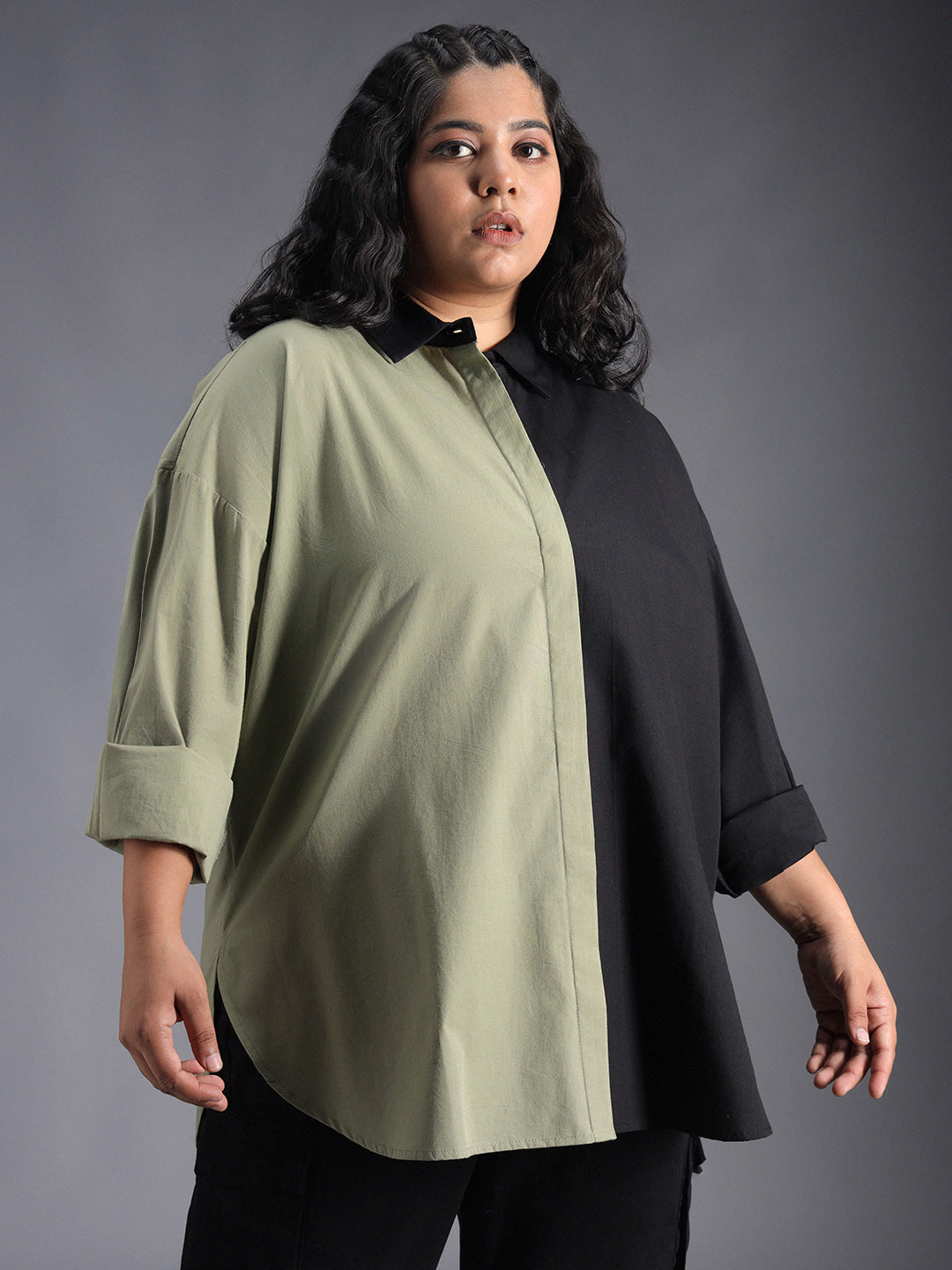 Plus Size Classic Colourblocked Spread Collar Cotton Oversized Casual Shirt