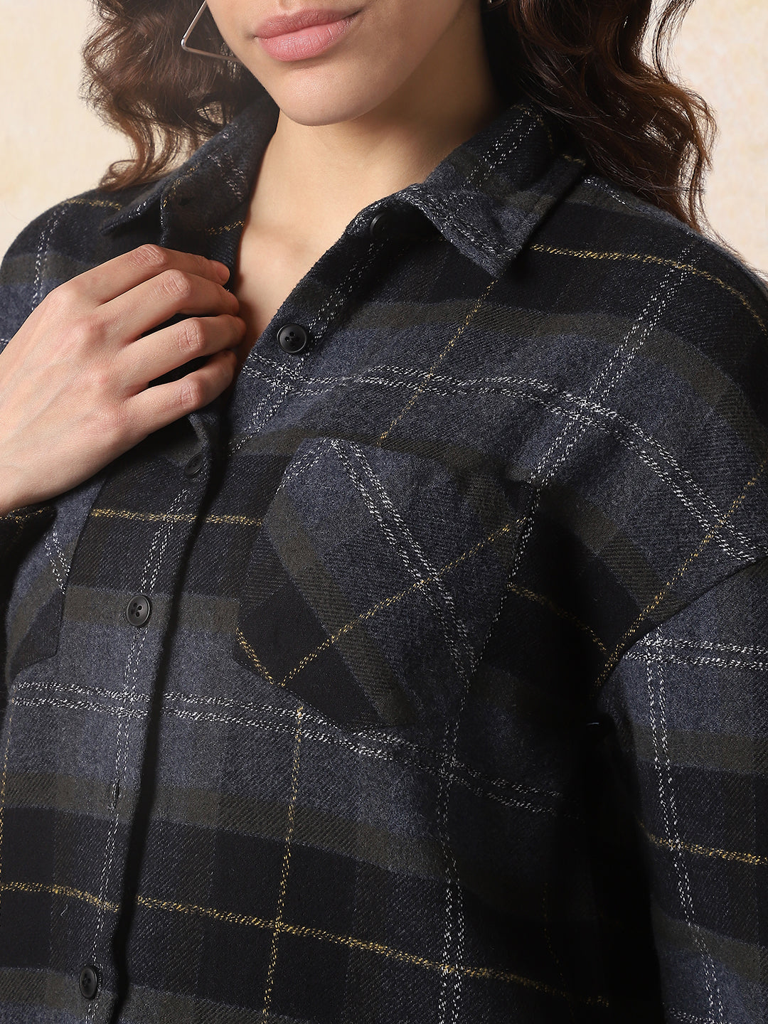 High Star Women Checked Oversized Spread Collar Fullsleeve Shirts