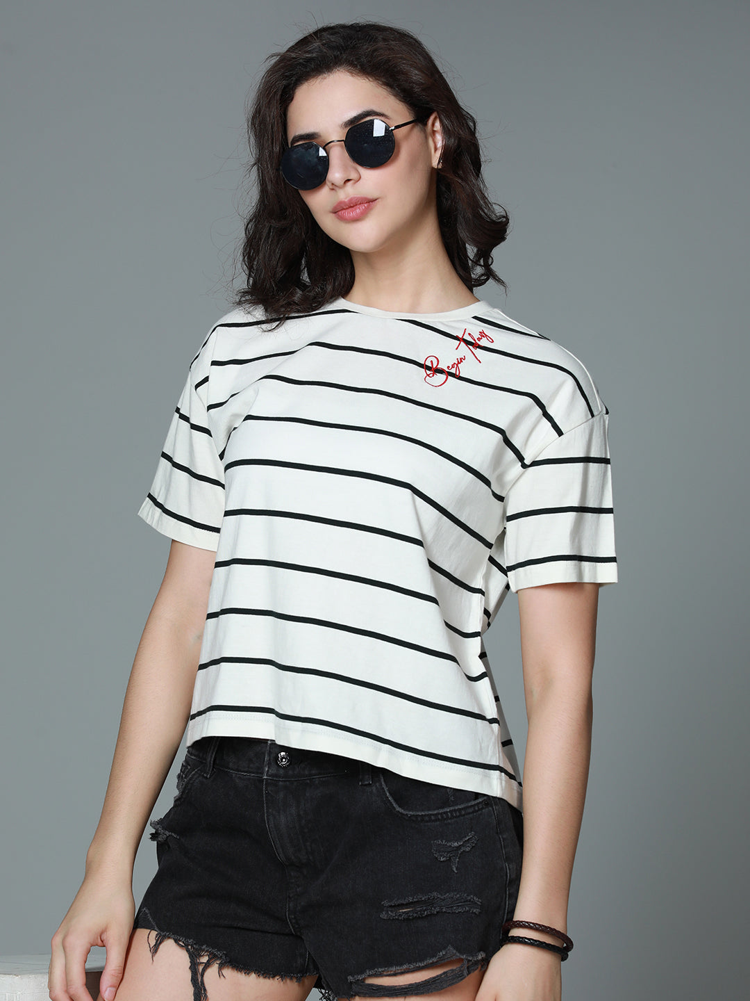 Striped Round Neck Short Sleeves Cotton Boxy T-shirt