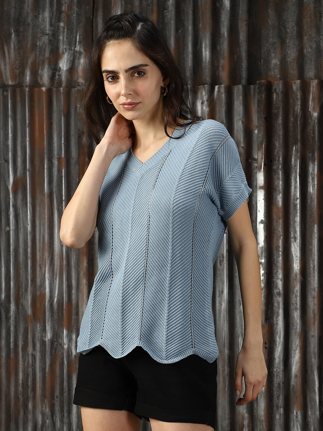 Women Solid Regular Fit Tops